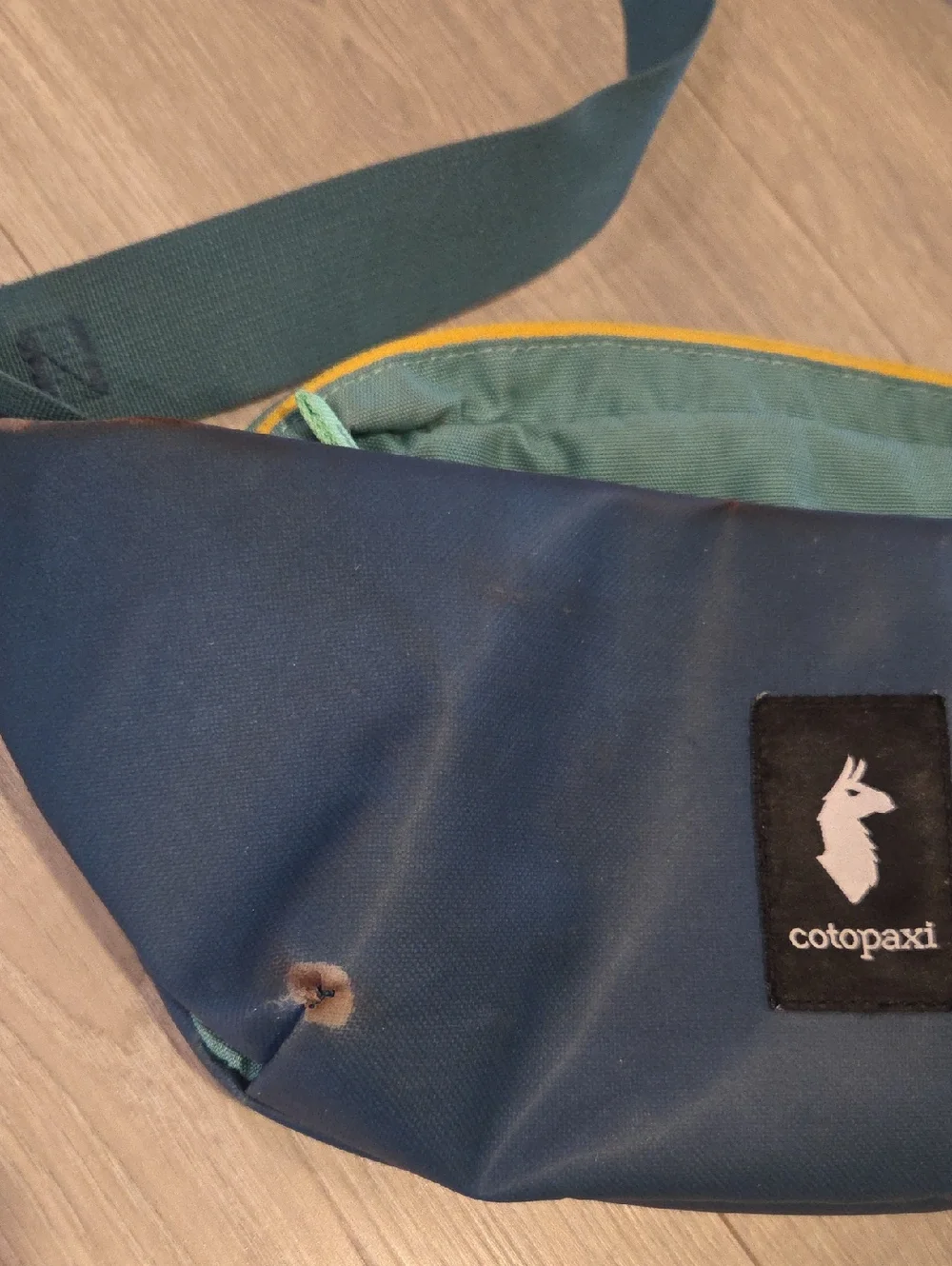 Cotopaxi Fanny Pack - Picture 2 of 6